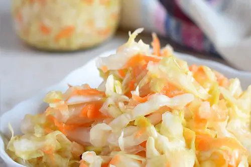 sauerkraut-keto-friendly-fermented-food