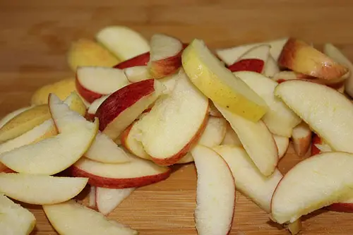 slice or dice apples for spiced pickled apple recipe infused with bourbon