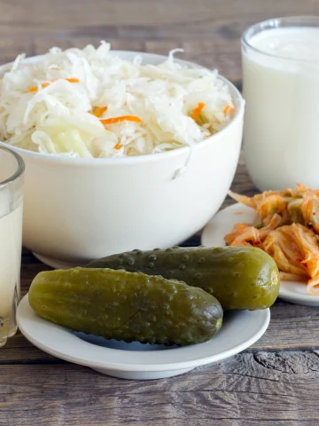 how to heal gut health with naturally fermented foods
