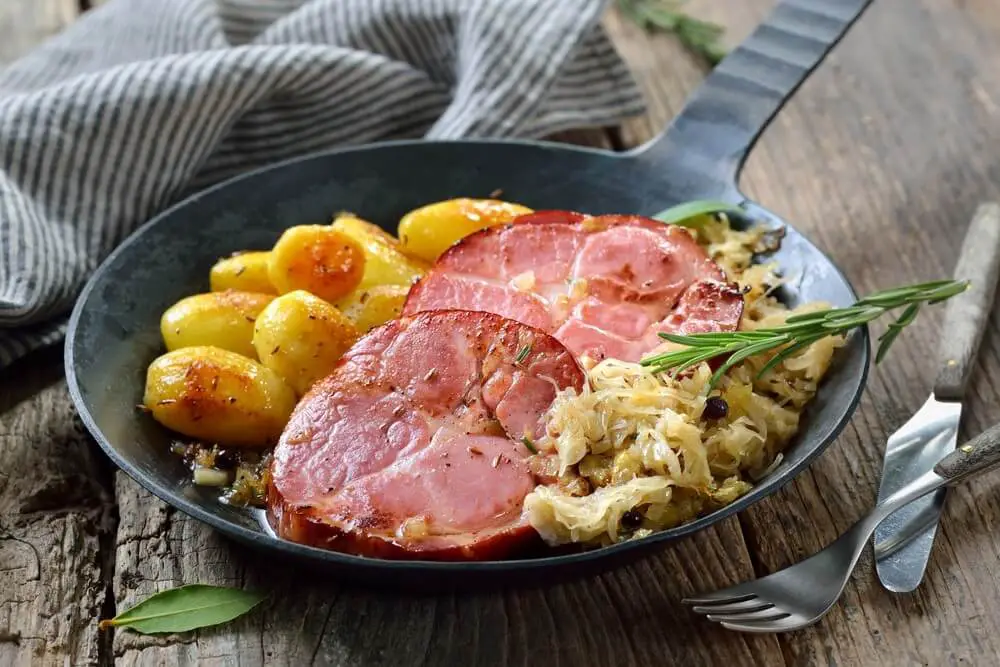 cabbage with potato and meat